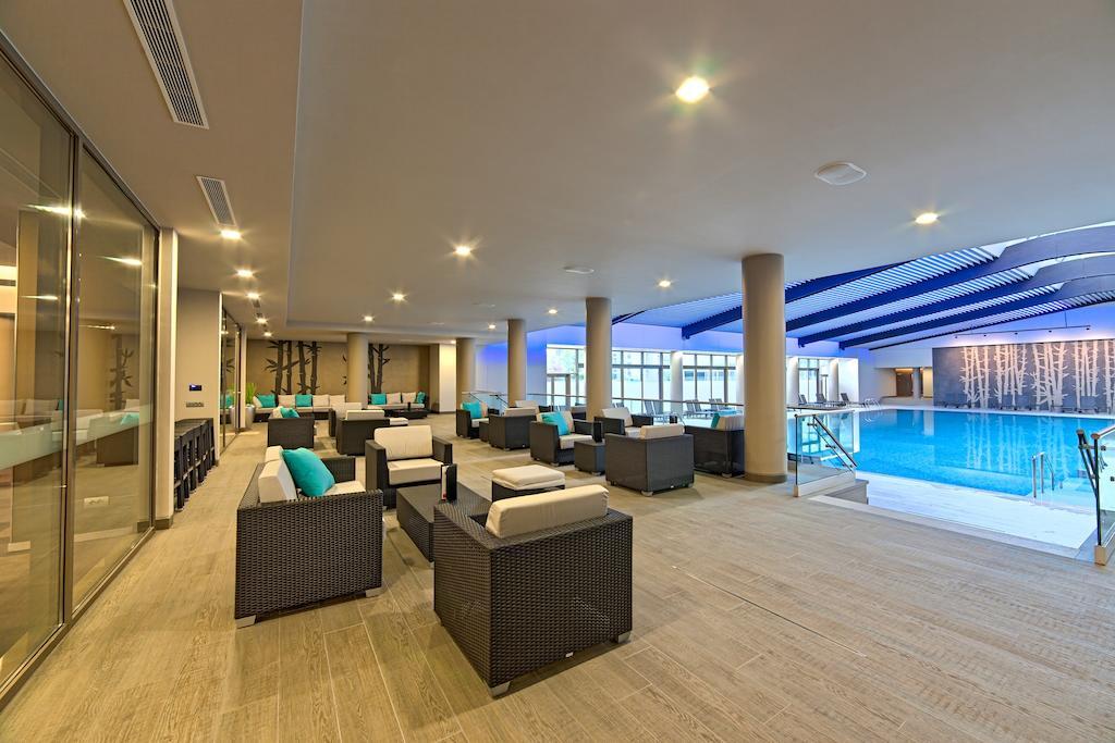 Hotel Ramada By Wyndham Parc Bucharest